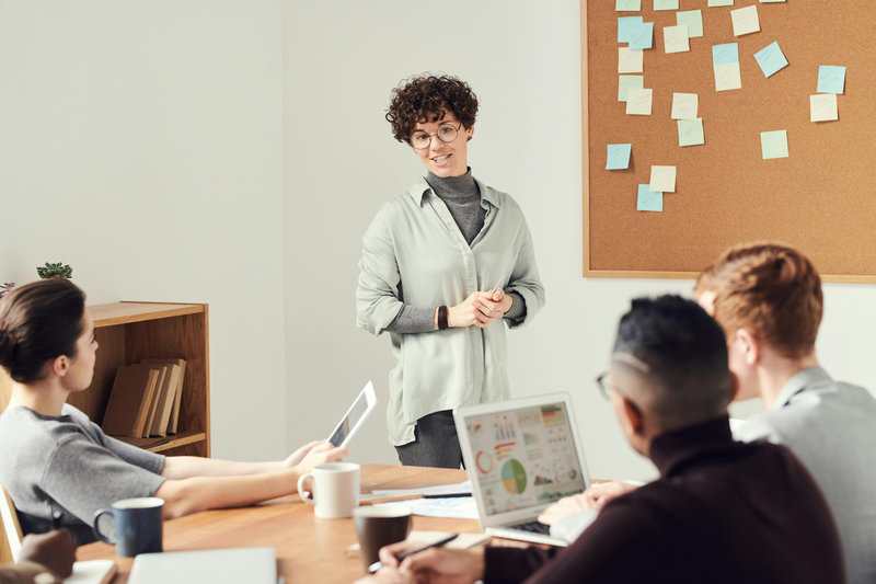 How Can You Use Surveys to Generate More B2B Leads?