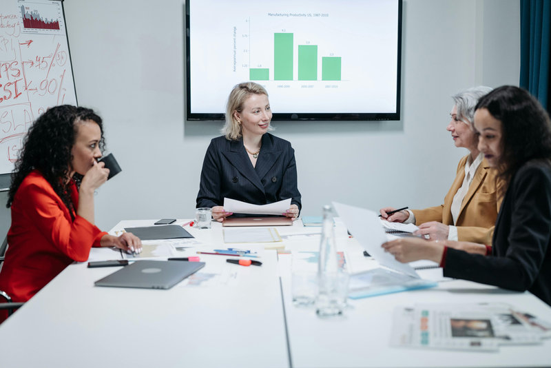 How Can Marketing and Sales Alignment Improve B2B Demand Gen?